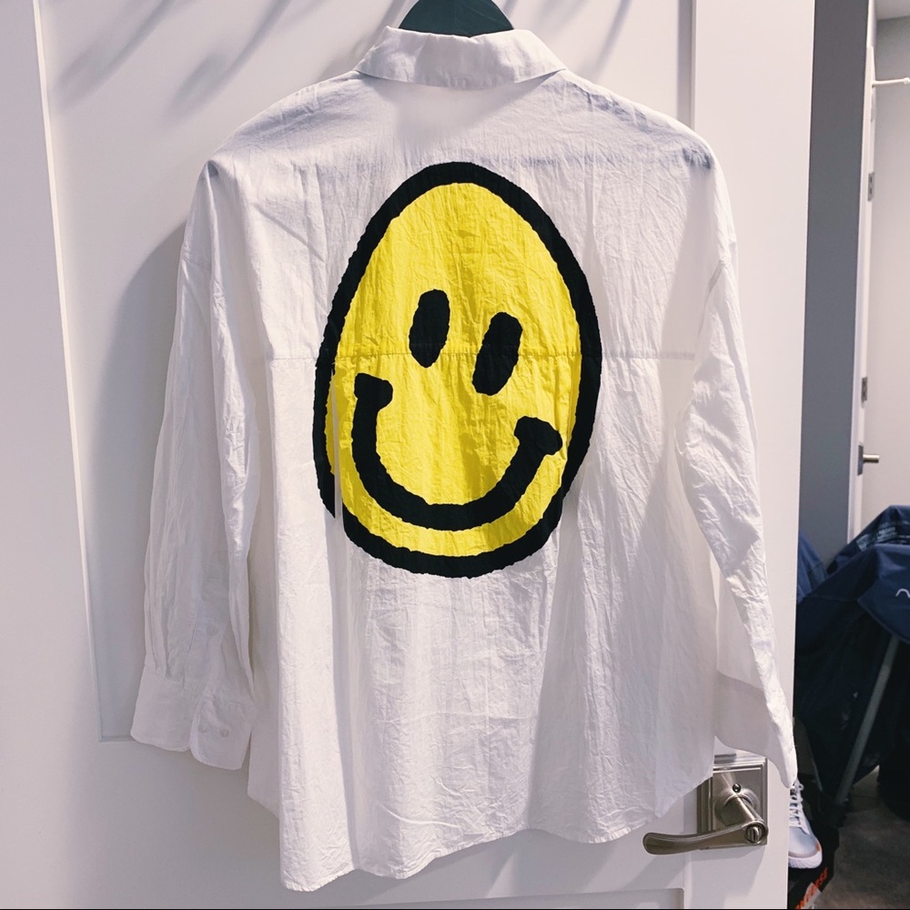 Zara Trafaluc Collection White Smiley Face Shirt